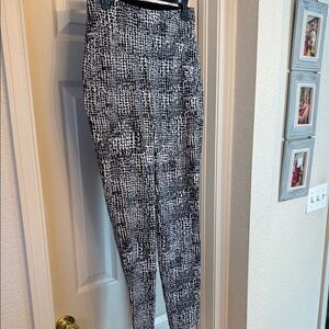Black & White Abstract Print Leggings